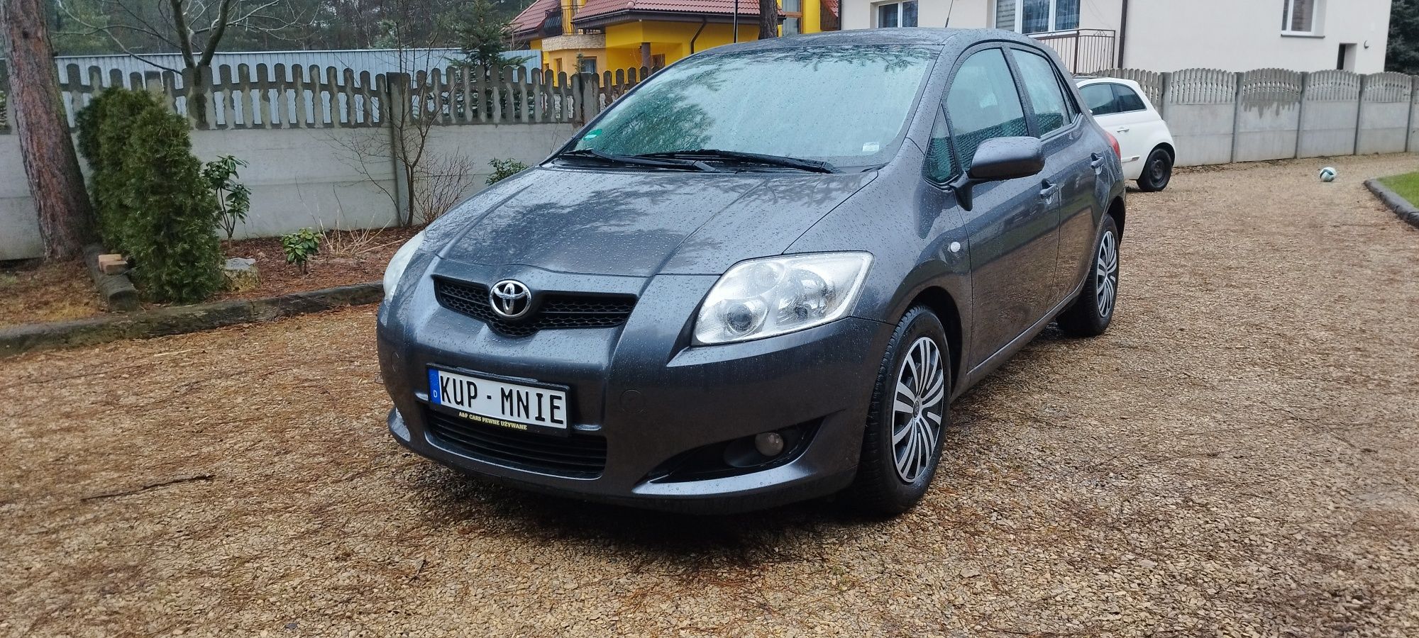 Toyota Auris 1.6 benzyna 124KM