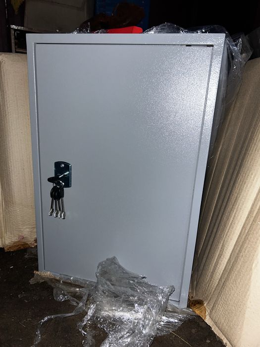 Сейф металевий (новий)