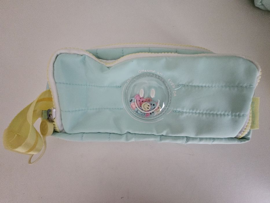Conjunto escolar, mochila, lancheira e estojo