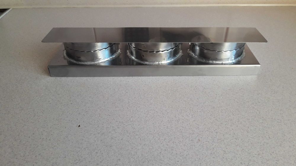 pierogarka stalowa do zaciskania pierogów domowych.