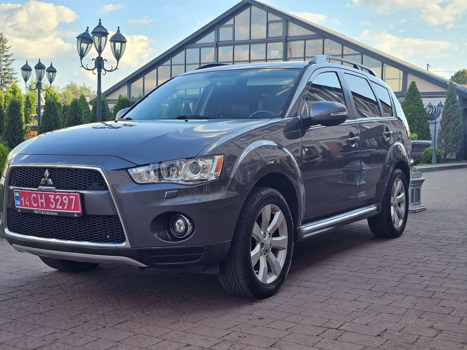 Mitsubishi Outlander 2011 4×4
покоління (FL) . 2.2D AT (156 K.c.) 4WD