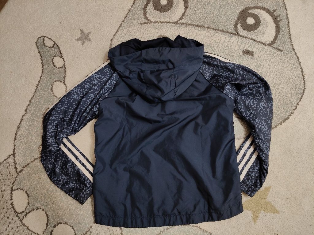 Wiatrówka adidas 9-10 lat