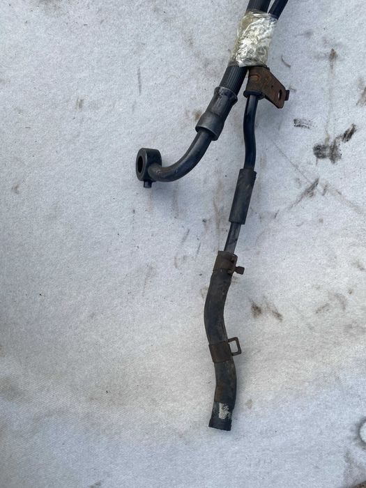 Wąz Węże Przewody Wspomagania Kia Carens III 3 2,0 16 v  Komplet