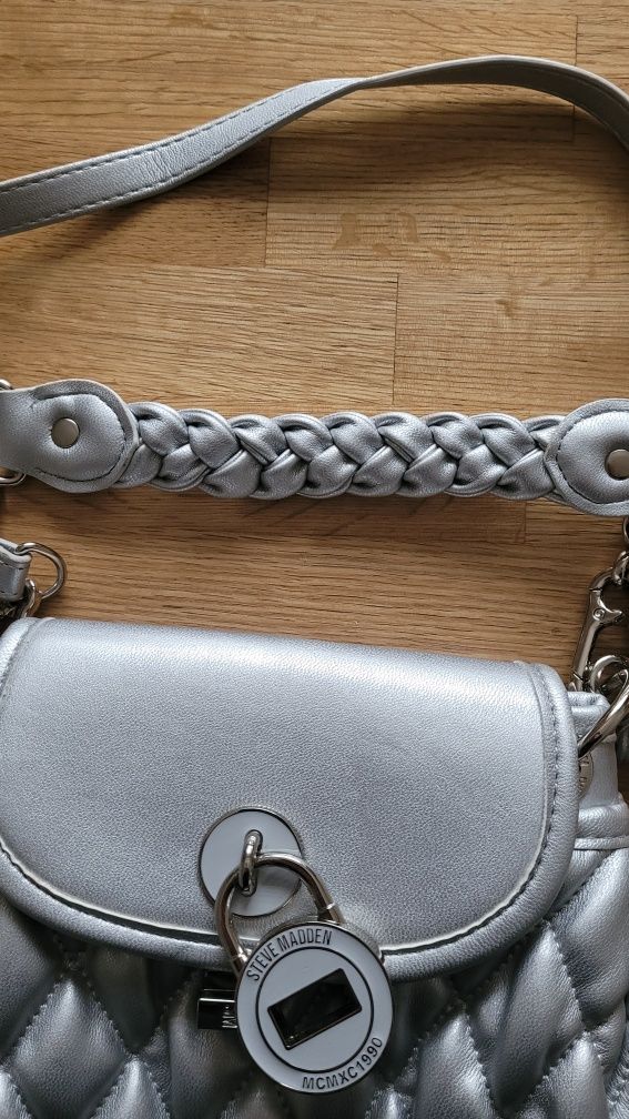 Torebka srebrna Steve Madden