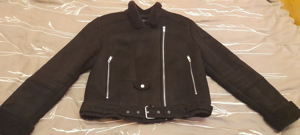 Куртка замшева, р.S,