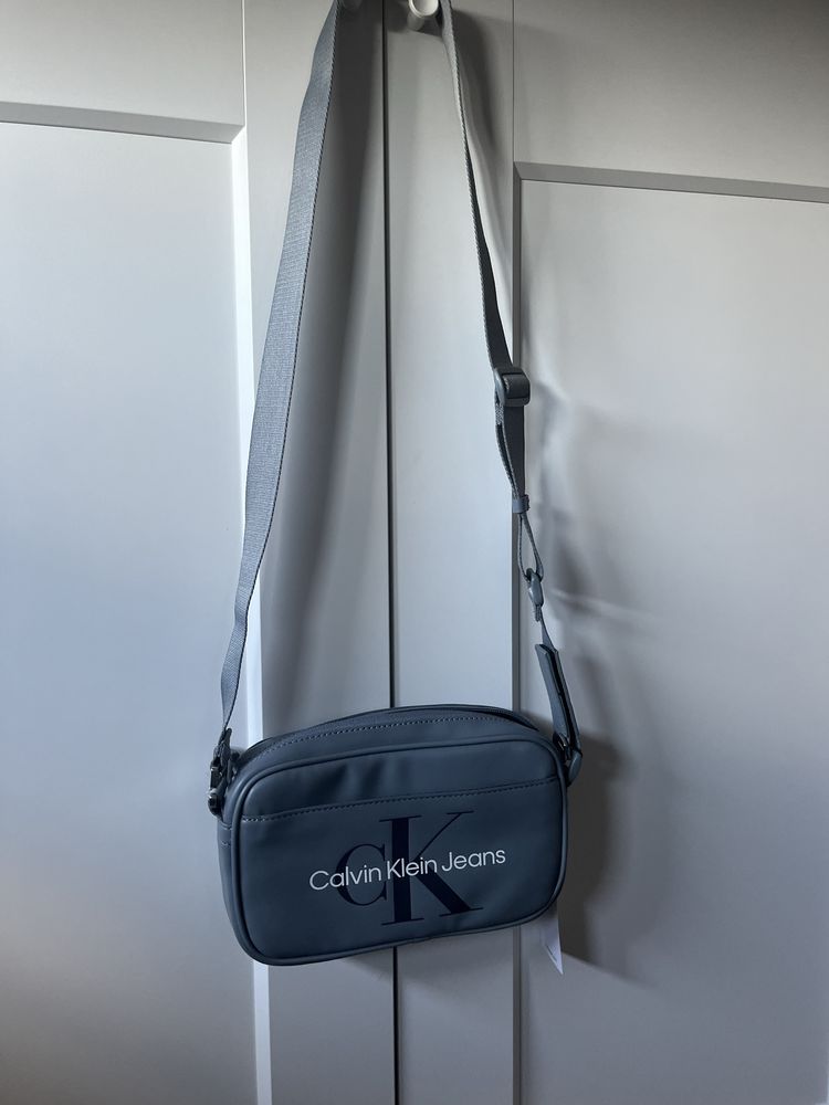 Calvin Klein nowa torebka listonoszka