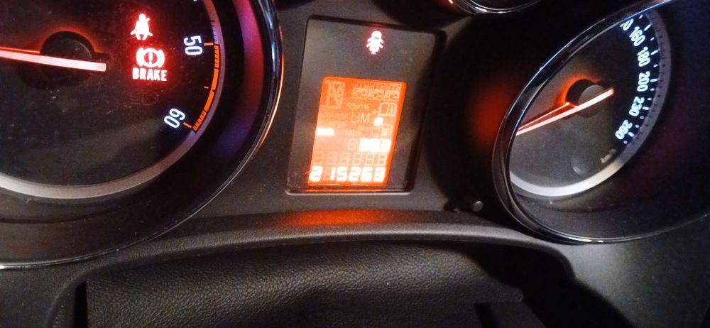 Opel Astra J Sport Ture