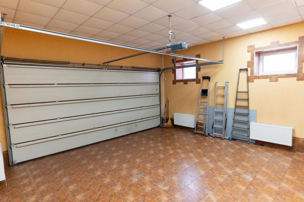 Аренда ДОМА в Совиньоне,  гараж, бассейн, 5 спален