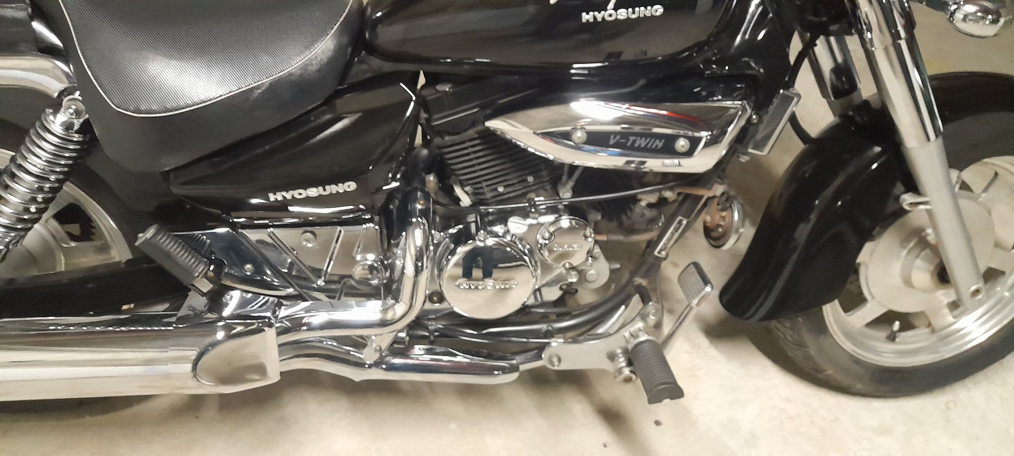 Moto Hyosung Aquila GV 125cc