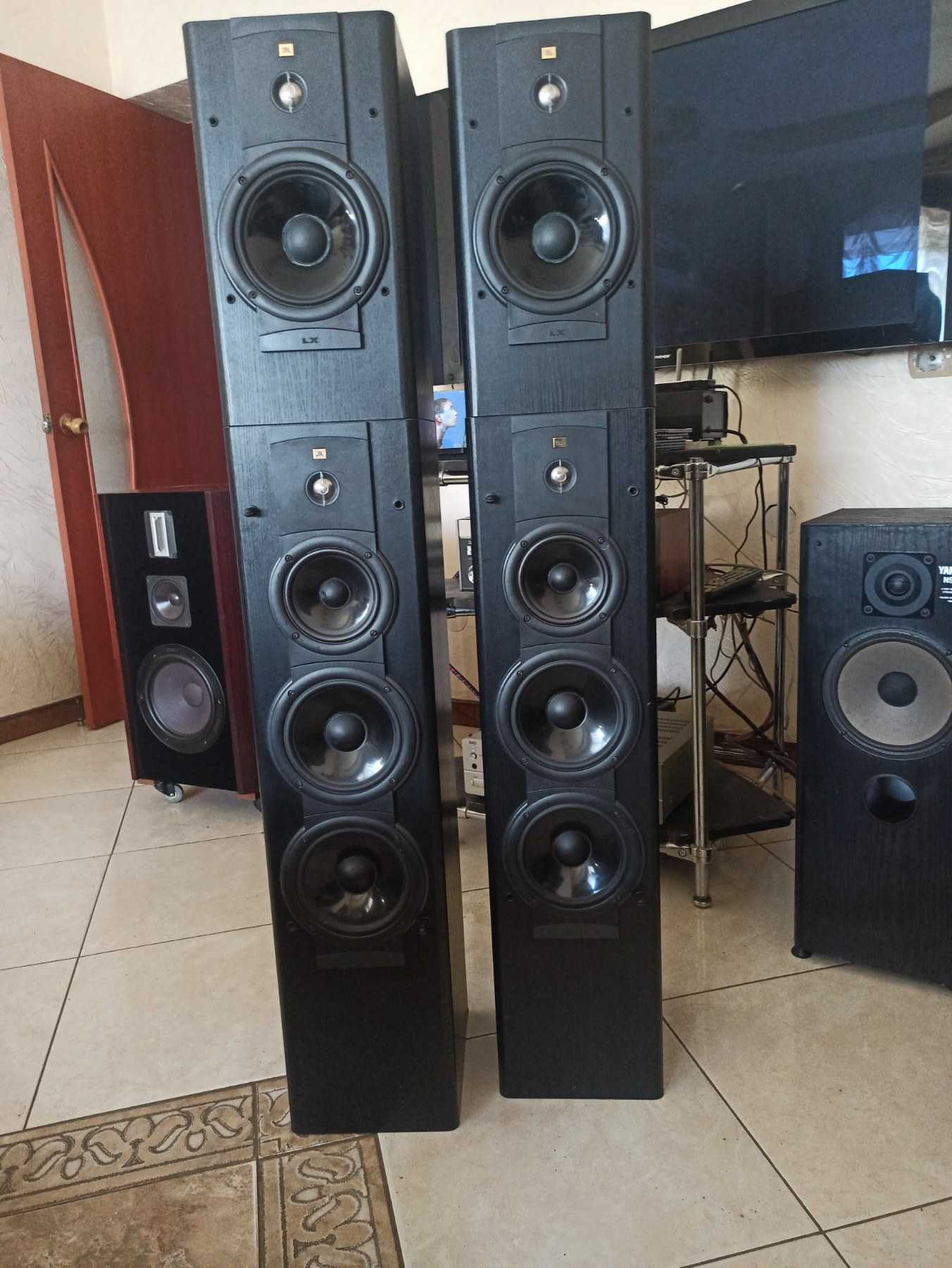 Акустика премиум-класа JBL LX8GR ЗВУК!!!