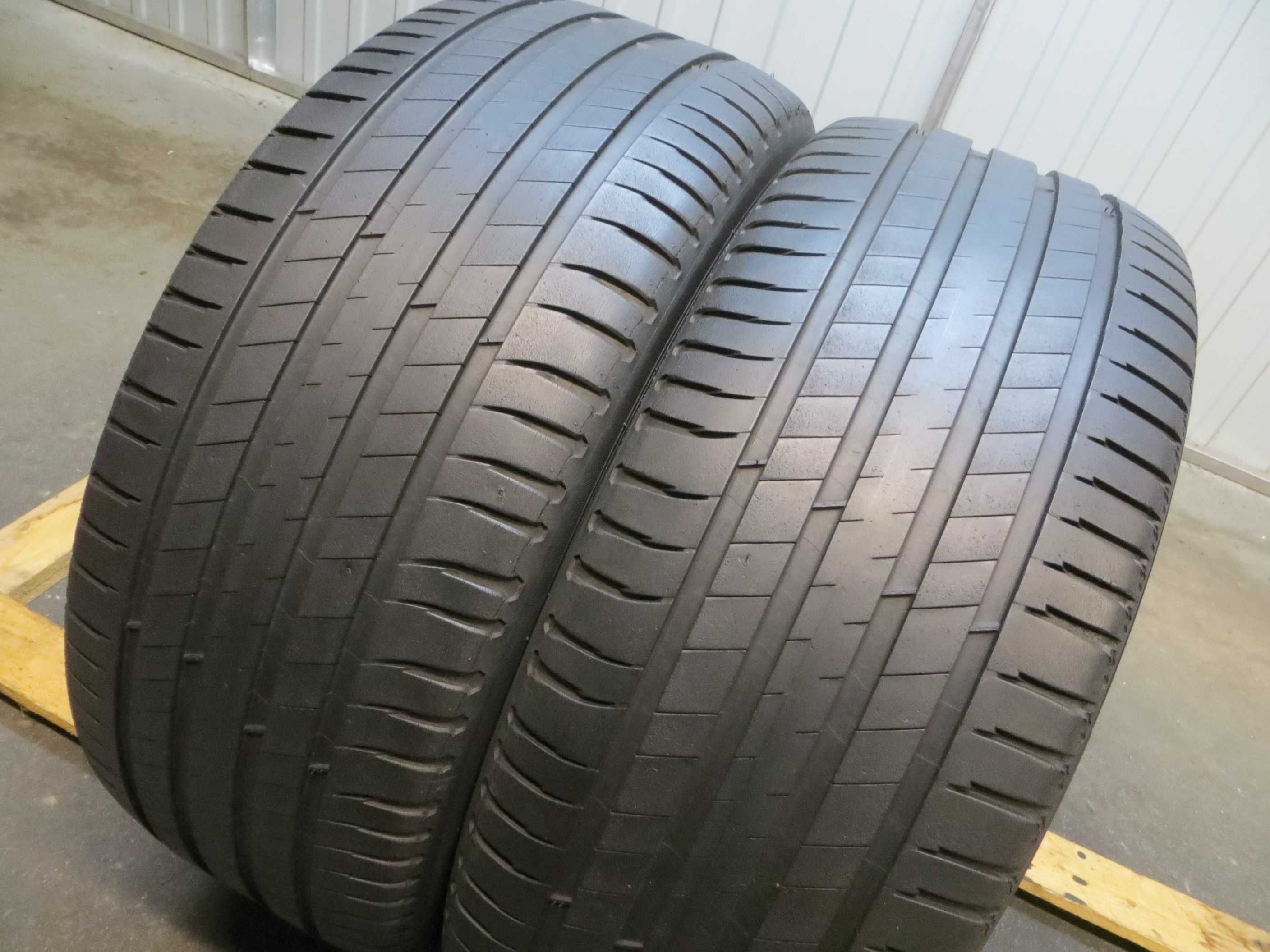 Opony letnie 235/50/19 cena za 2 szt. Michelin