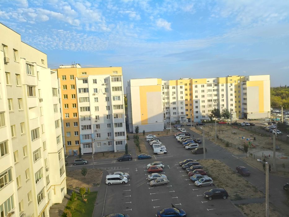 ЖК Ньютона, ул Федоренко, Продам 1 ком квартиру пл 43м2, этаж 4/7ми! A