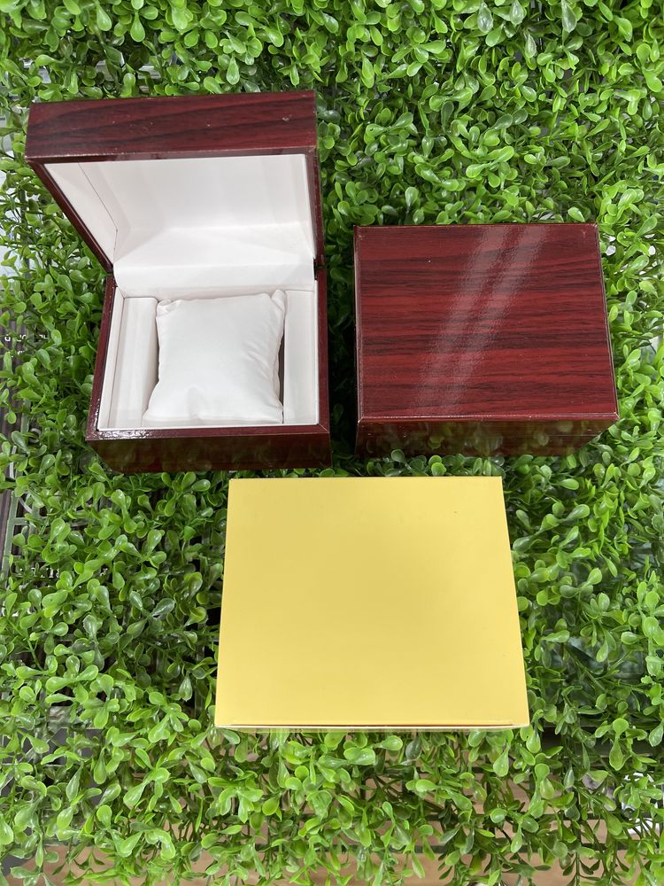 Деревянная коробка для часов , опт и розница
