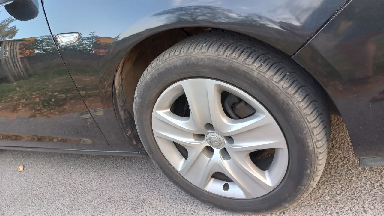 Автомобіль Opel Astra 2011р. 1.7 дизель