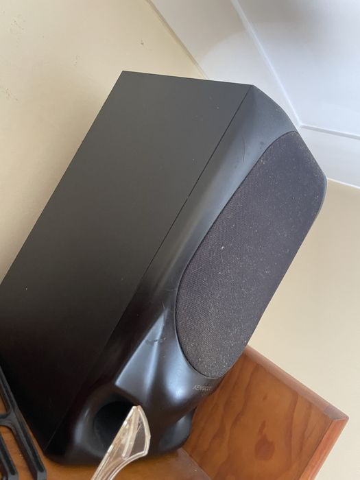 Conjunto de 2 leitores e 2 colunas Kenwood