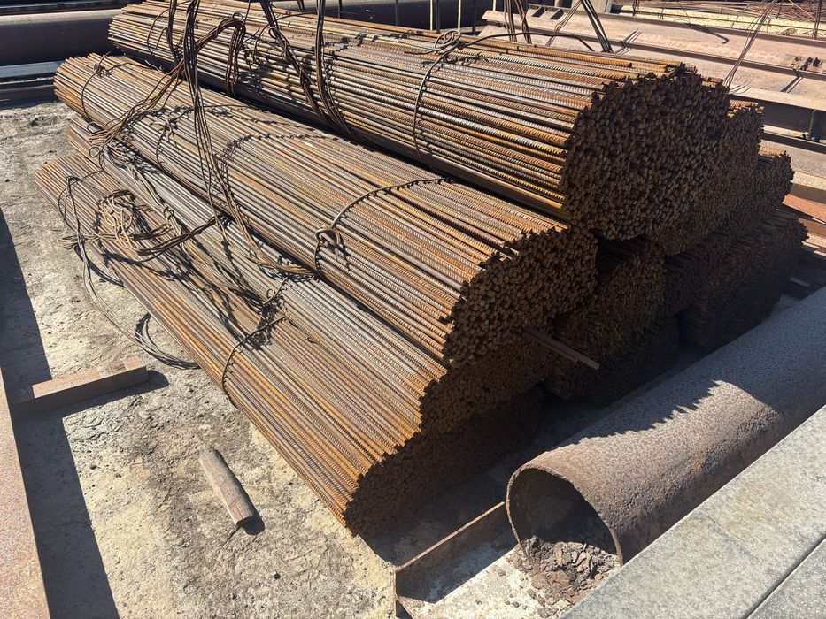 Арматура міра - 12 мм. Вся по 3 метри.