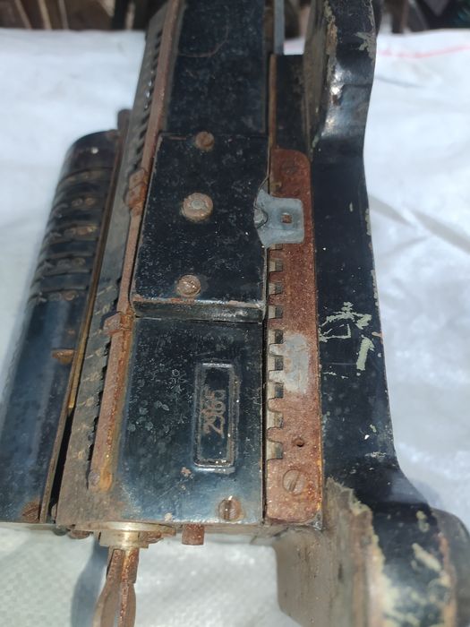 Продам старый арифмометр Феликс