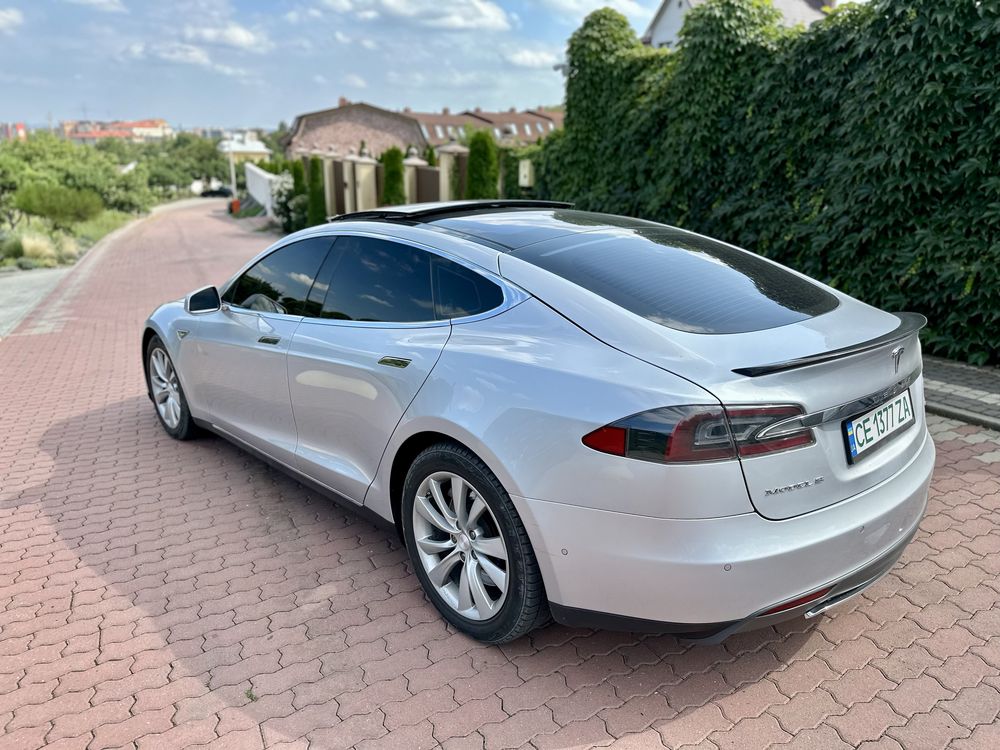 Tesla Model S 2015р Dual Motor 85kw