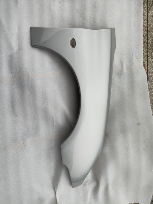 Błotnik prawy Peugeot 206 EZR