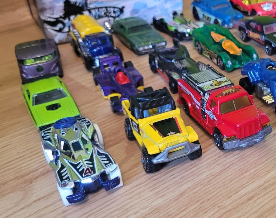 modele samochody hot wheels