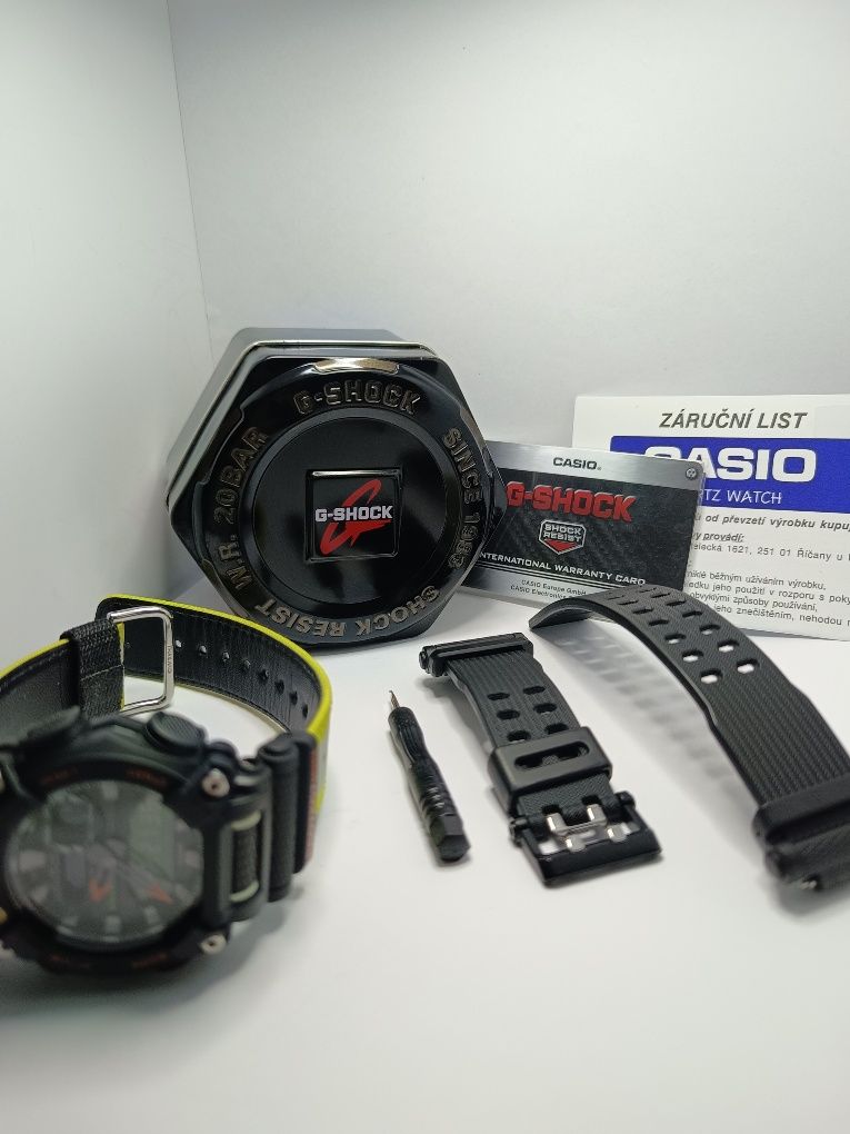 Zegarek Casio GA-900E