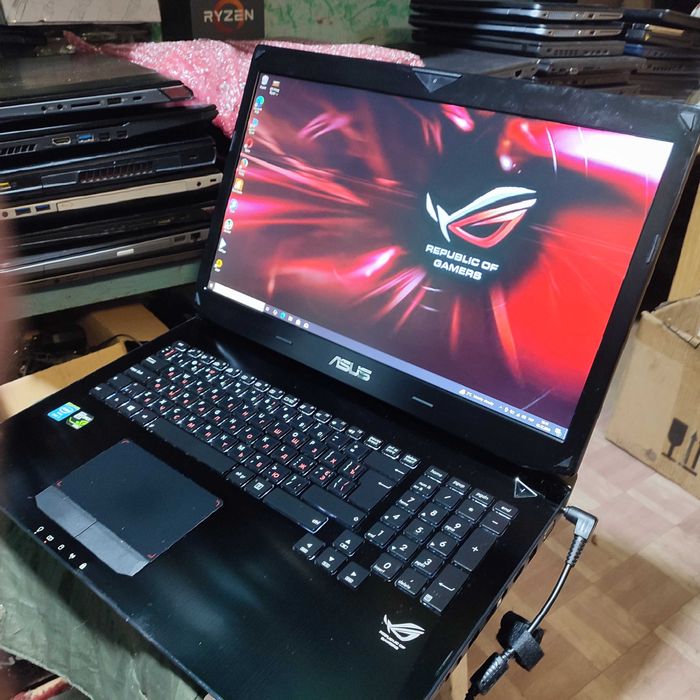 Ігровий ноутбук ASUS ROG G75 17.3 i7-4700HQ 10gb nVidia GTX 770M SSD
