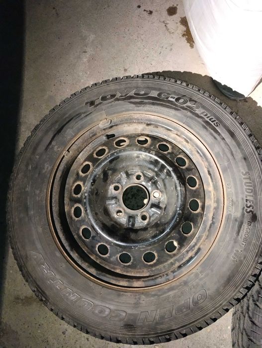 Шини зимові Toyo G02 plus 215/70 R16 100Q (протектор 7-8мм)