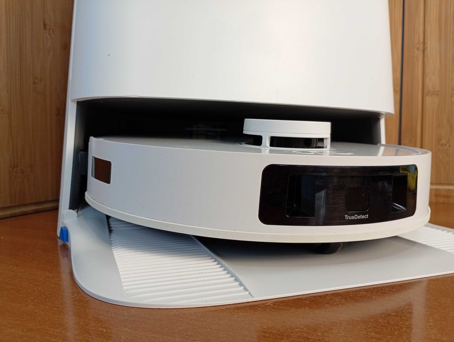 ECOVACS DEEBOT T30 PRO OMNI - Robot odkurzacz