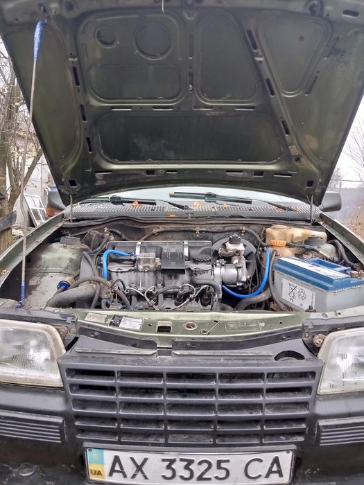 Продам Опель 1.6 Дизель