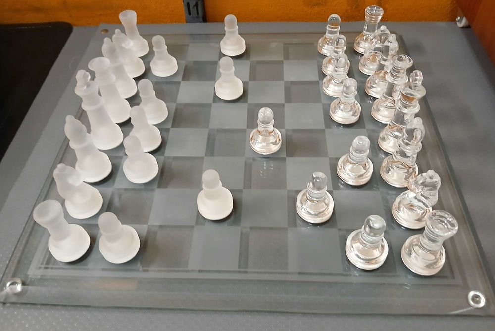 Jogo de Xadrez em Vidro