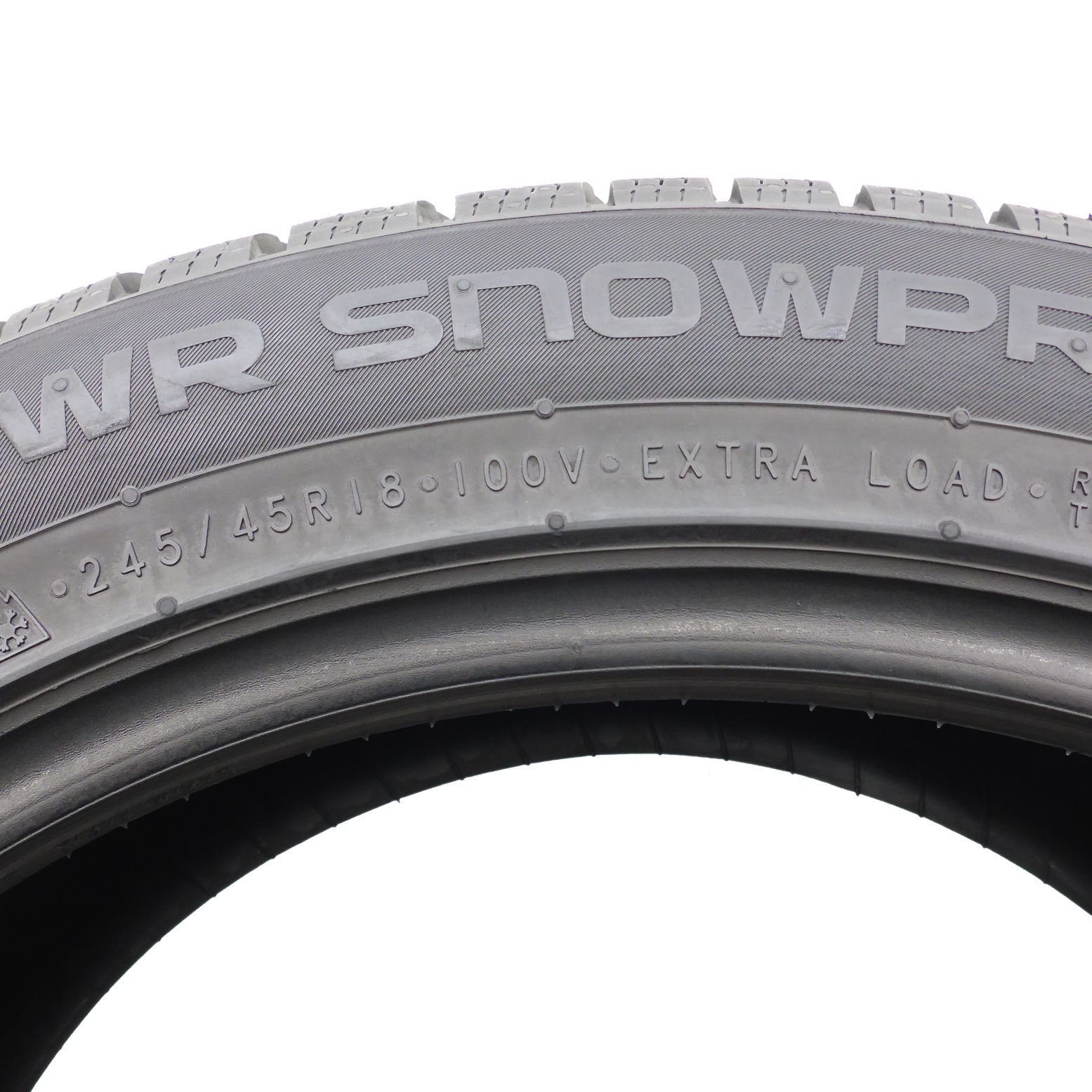 Opony 245/45/18 Nokian 245/45R18 100V zimowe 7,8mm 2023 Jak Nowe