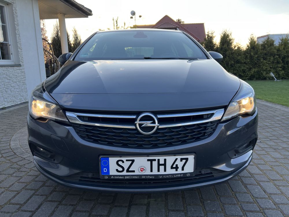 Opel Astra 1,6 Diesel 110km Navi Alusy klimatronic BEZWYPADKOWY Niemcy