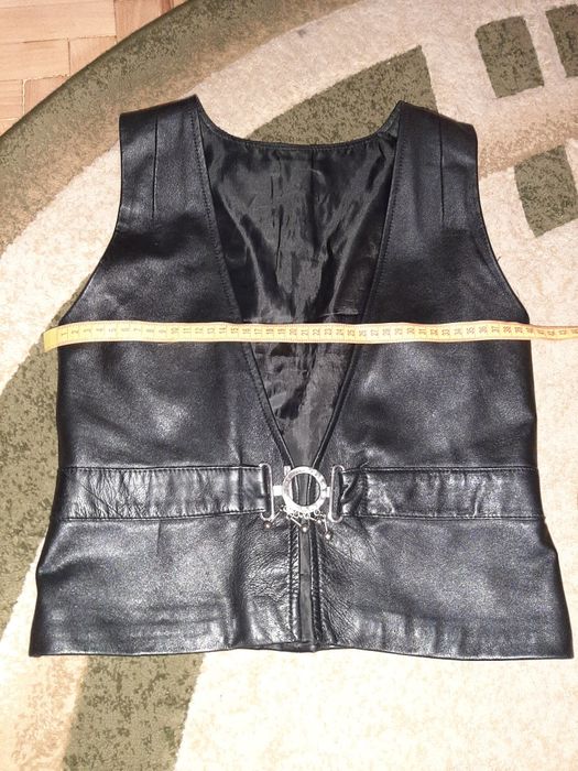 Кожанный.       жилет