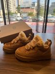 UGG Lowmel Kasztan 39