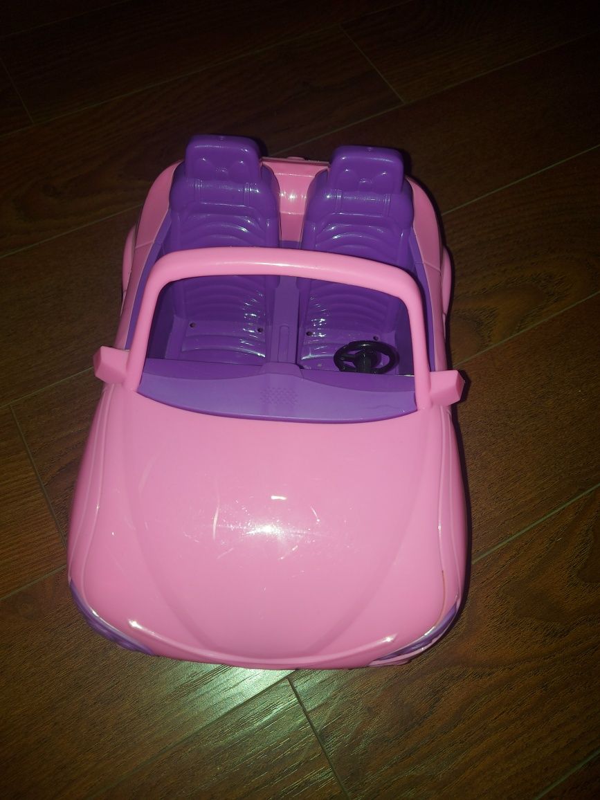 Zabawki dziewczynka. Auto barbie, przeplatanki, kuferek świnka Peppa.