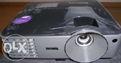 Videoprojector novo