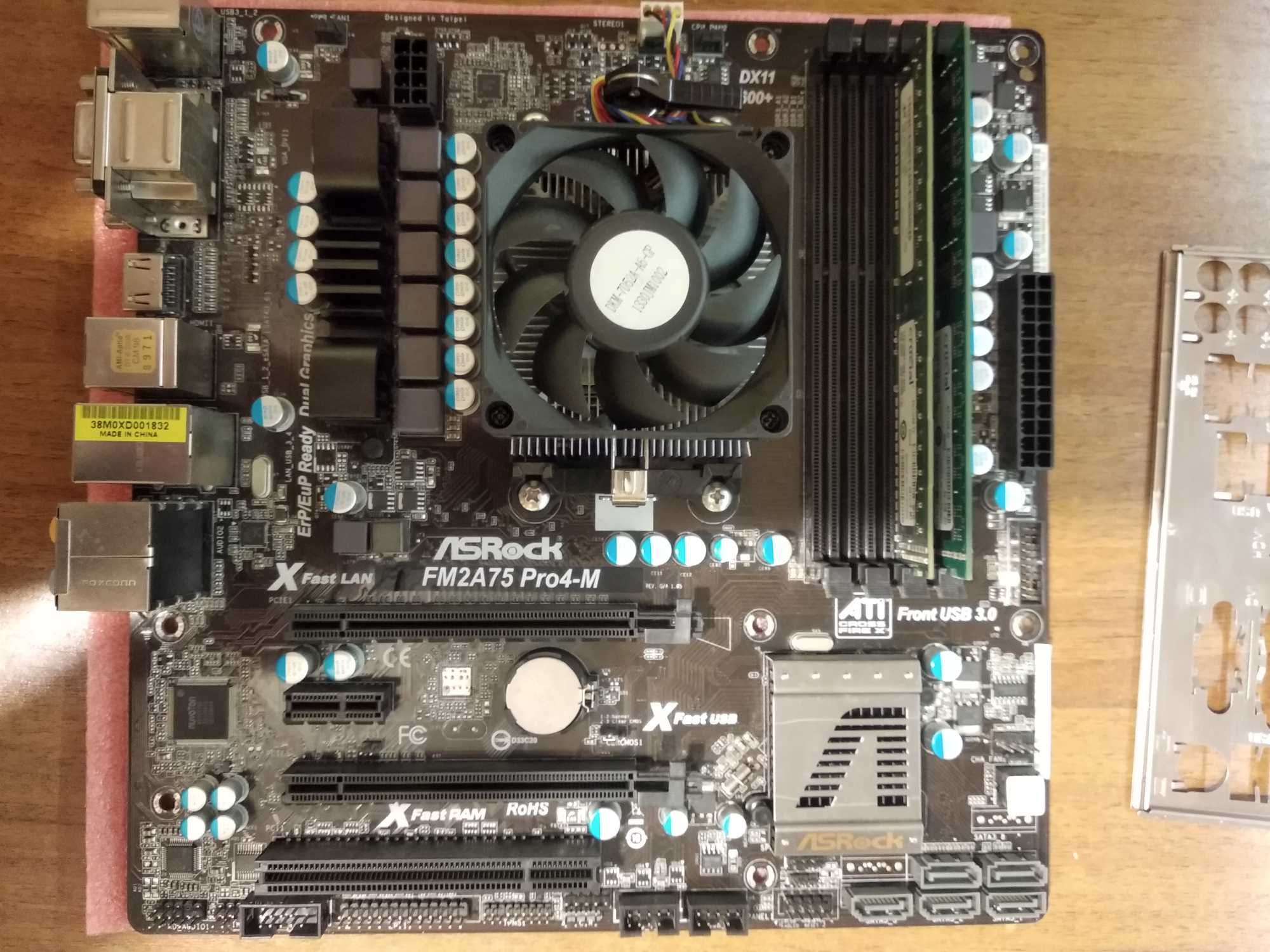 płyta główna ASROCK FM2A75 Pro4-M + procesor AMD 3,4GHz + ram 8GB DD