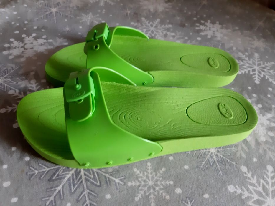 Шльопки жіночі літні