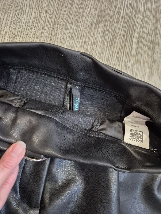 Шорти чорні шкіряні р.XS