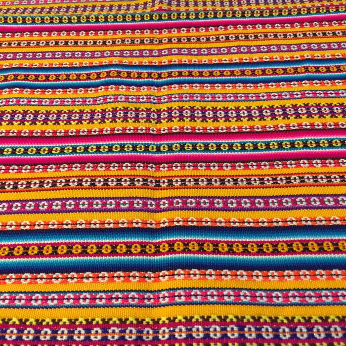 narzuta z błyszczącą nitką z Peru 120cm x 126cm-natychmiastowa wysyłka