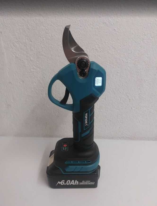 Sekator nożyce na baterie Makita 18v