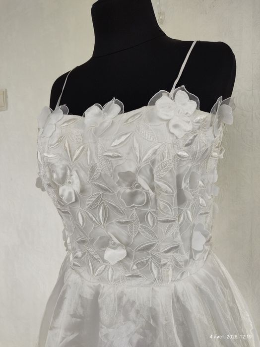 Вінтажна весільна сукня
