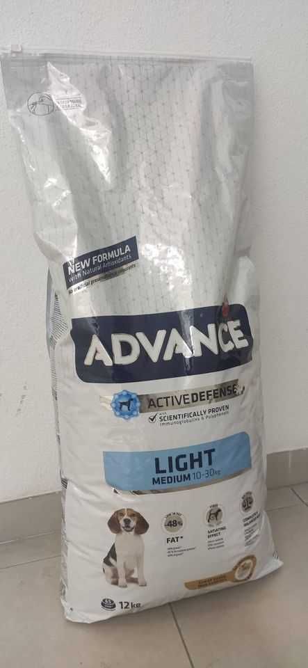 Saca Ração Advance Light 12 Kg