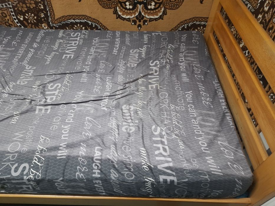 Дубове ліжко 1.2 ×2.0