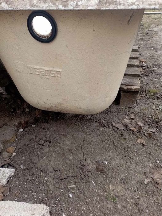 Ванна чугуна. Добрий стан.