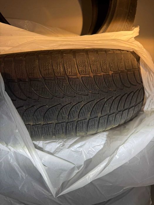 235/60/18 bridgestone 103H