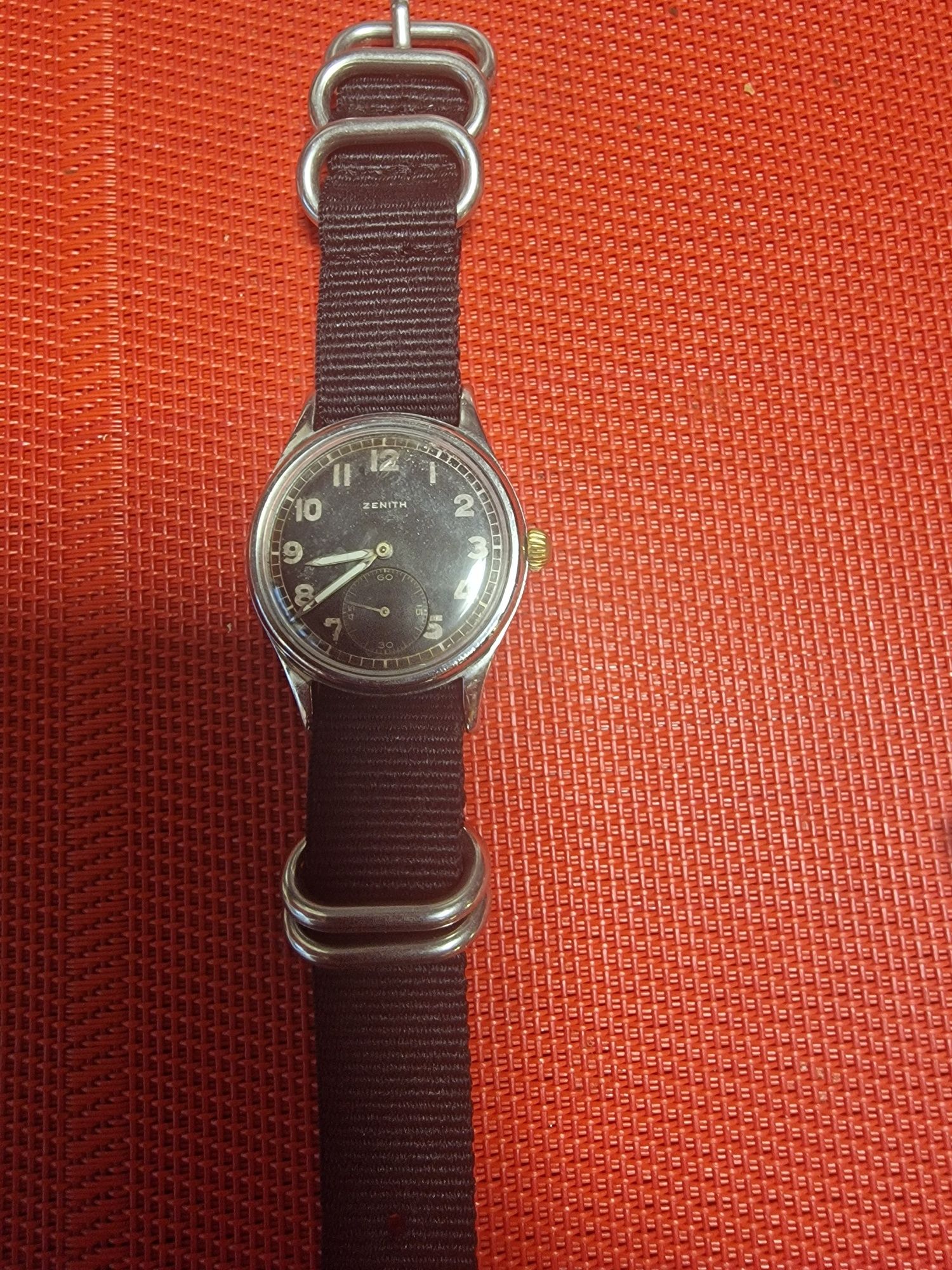 Швейцарские часы Zenith для Бундесвера