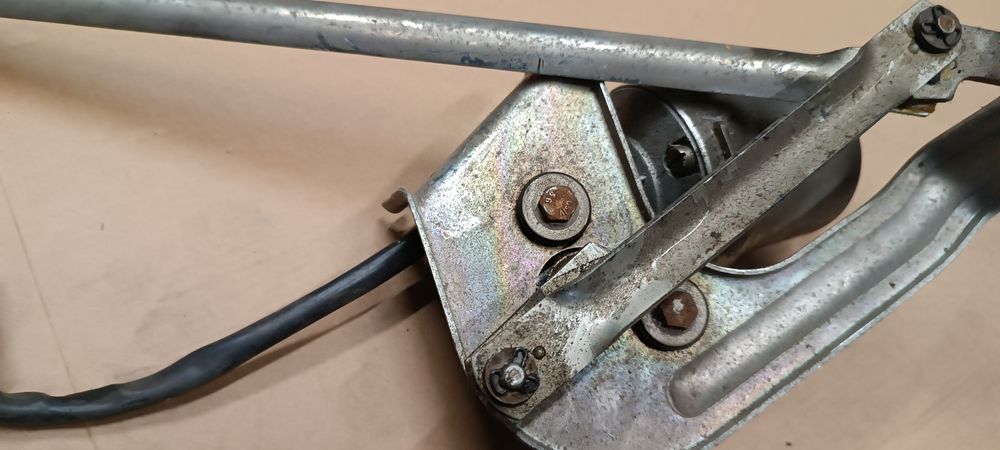 Fiat 126p mechanizm wycieraczek silnik wycieraczek+! mocowania stan id