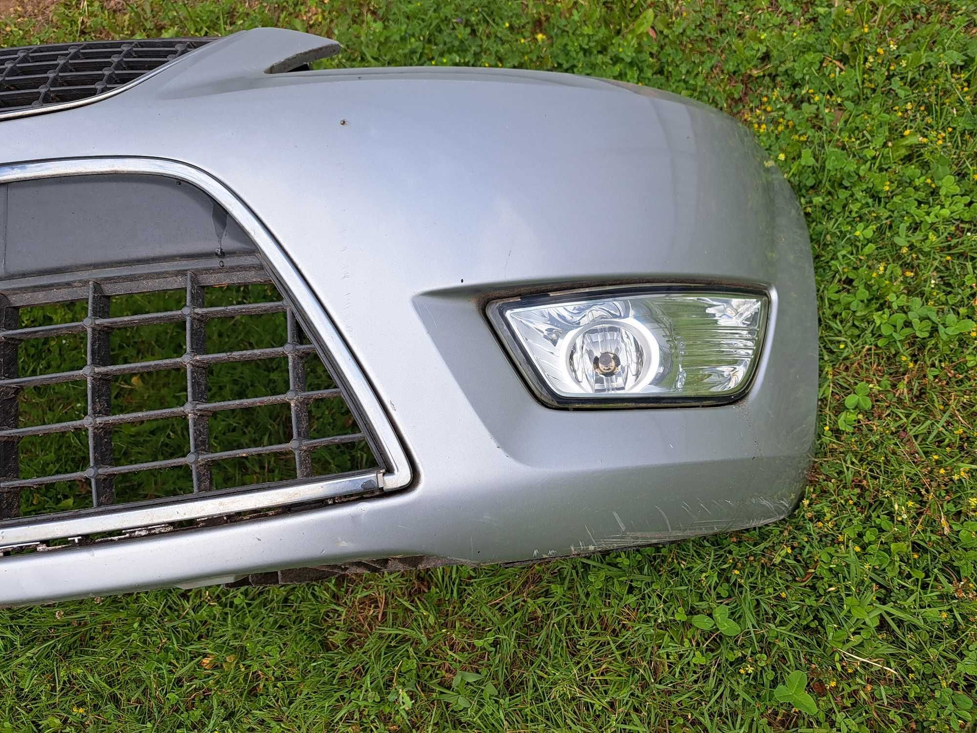 Przedni zderzak Ford Mondeo MK4 kolor 58 przód