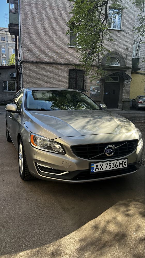 Volvo S60 T5 2.0